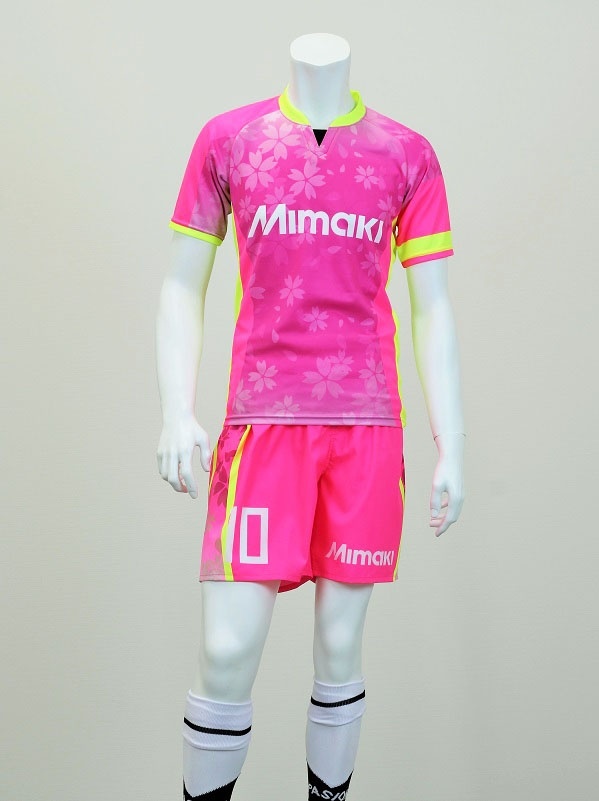 足球服：荧光色服装（升华转印）